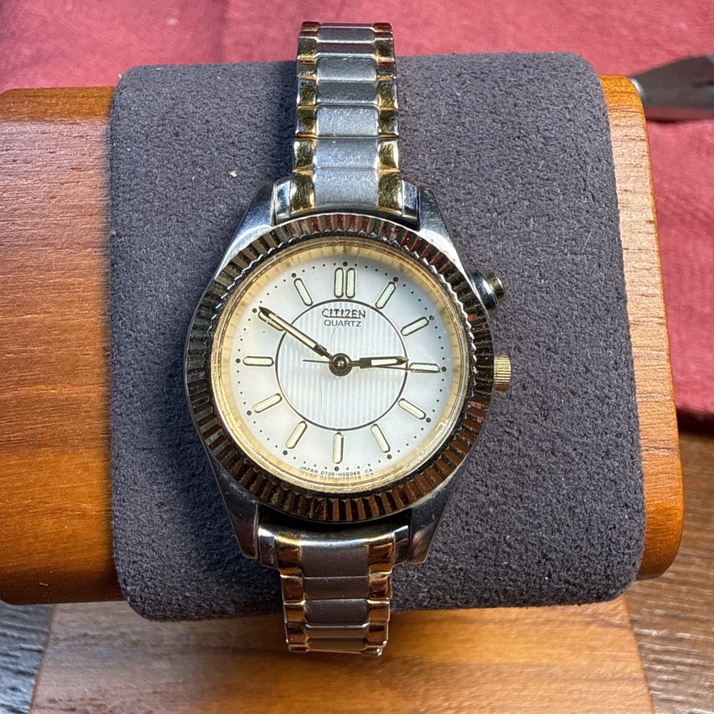 CITIZEN WOMENS WATCH 0730-H00010 TWO TONE CASE BRACELET QUARTZ TESTED